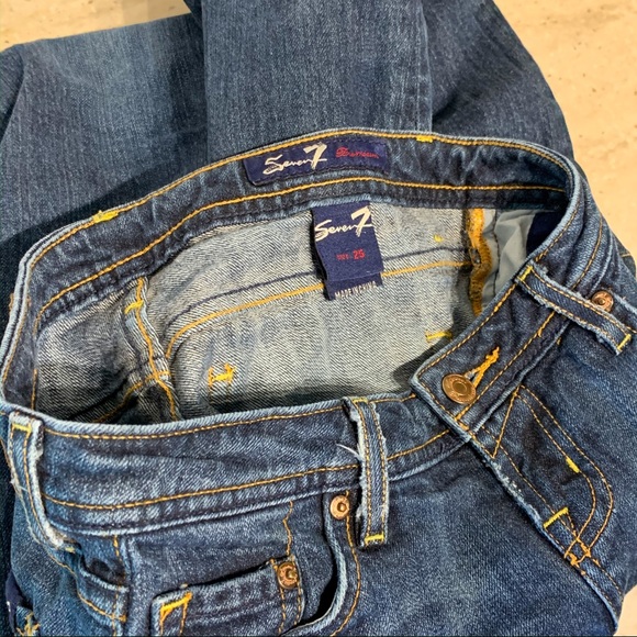 Seven7 Low Rise Bootcut Jean Gold Stitching Sz 25 - Picture 6 of 8